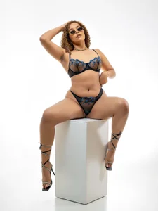 DakotaHarrison Public Poză 2