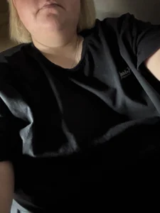 X-Curvy_Blonde-X Public Immagine  2