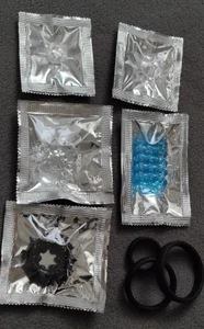 Toys! de Kitrider  8 Imagens