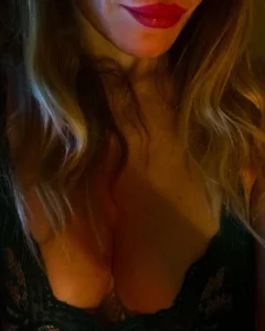 La_Nicole Public صورة واحدة|La_Nicole Public صورتان|La_Nicole Public  3 صور|La_Nicole Public  3 صورة