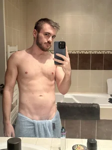 Mikev Public Immagine  5