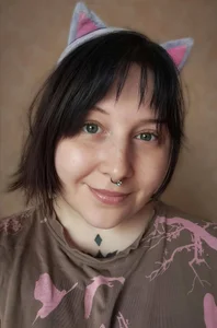 Belinda_Starlight lots of cute cat ears Pic 2