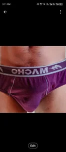 Sunnytheluster Public টি ছবি