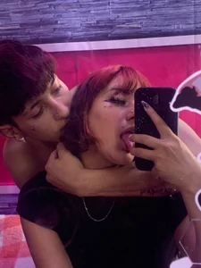 Keily_and_cartyx kiss slika