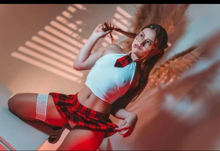 ivonny_miller Public Pic 3