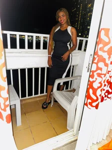 Christie_Wilde I like to share my fun with you Pic 3