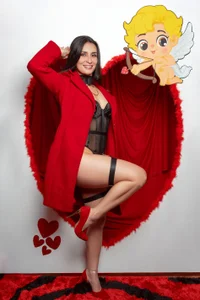 Layla_Sia Consider This Your Valentine’s Warning. Bilde
