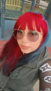 Vera_Gold_ Public Pic 4