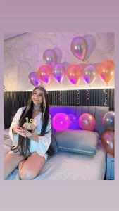 CharloteBrown_ MY BIRTHDAY 🎂 Pic