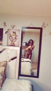 Charlotteblairのa little gift for you my darling 🎁😍の 2枚の写真