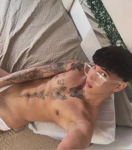 Public de damian_xxxl  2 Imagens