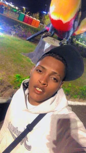 AnthonyNG00Public Bild 5