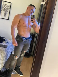 KingLevi01のrutina diariaの枚の写真