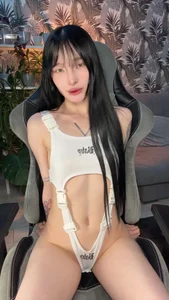 -Misha- Public Kuva 4