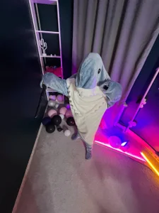 Jean_Wilsons Sharky mood Pic 3