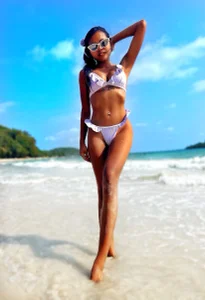 asian_squirt69 BEACH DAY 2 Pic 4