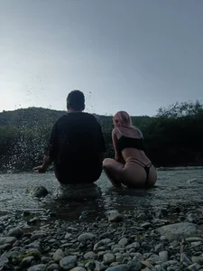 Rob_and_lizzy TIME IN NATURE Bilde