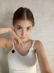 LynetteDanley Cute Ellie Pic 3