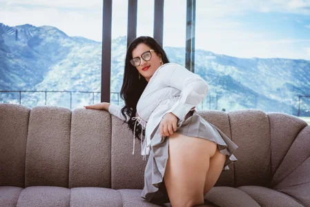 LenaRuiz_ 🔥Steadfast Gaze, Dirty Mind🔥 Billede 2