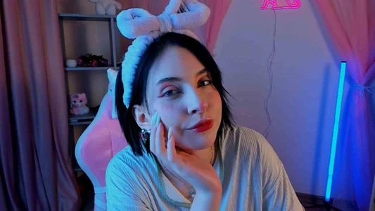 Public de ElenaSomerhalder  4 Imagens