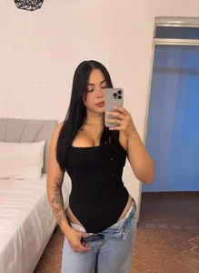 IsabelaVanegas_ Free 사진