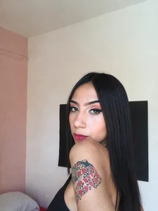Lindafoxxy Public Immagine 