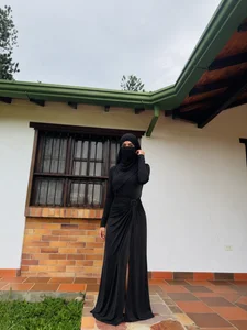 Aisha-Zayed 🖤 Hình 2