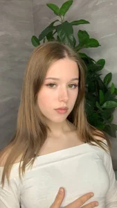 Stacy_fromspace_ Public Pic 2