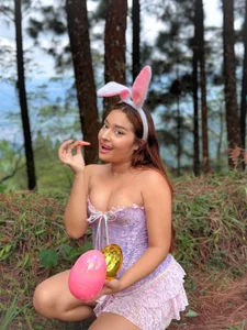 Emily_Harpeer happy easter day 🥚💟 Bilde 5