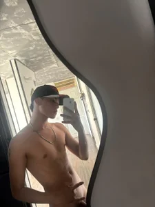 HarryGazeME 😎 Bild 3