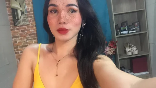 hottest_sarn Public Foto