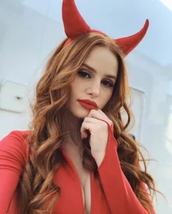 Sweetandreagill Bad girl👩🏼‍🦰💋 Foto 3