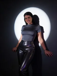 emmamilk6 emma 🖤🤍 Pic 2