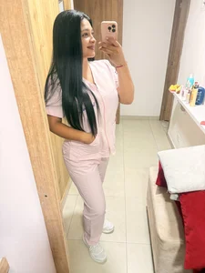IsabellaVeles A little bit of my day to day💫 Foto 6