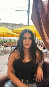 LucyLuxy Vika Pic 4
