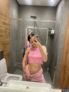 AmaiRin a couple of my new outfit 💜😈 รูป  3