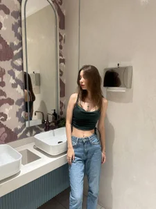 LaceyLettmanのPublicの 2枚の写真