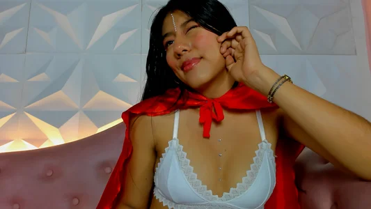 I look red ❤ de CarlaAlvez  5 photos