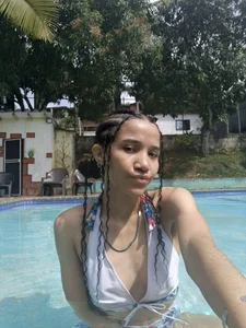 damianna_ Pool day😍😍 Foto