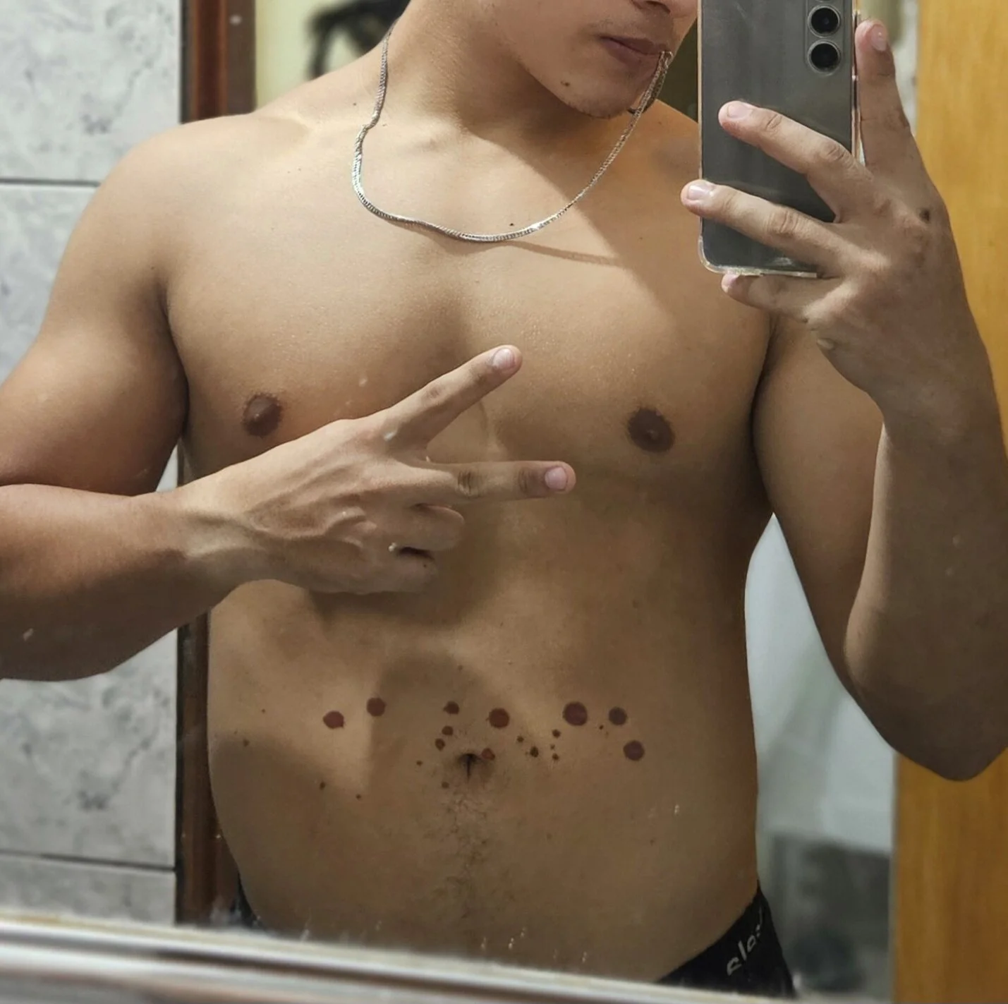 24rcvhhhh Public . fénykép