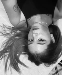 miaacatt Public صورة واحدة|miaacatt Public صورتان|miaacatt Public  صور|miaacatt Public  صورة