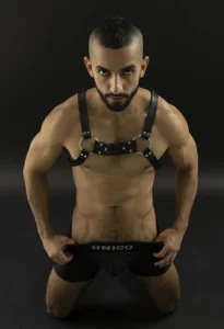 Yiyo10_ New Photoss Pic