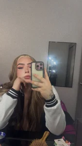 AnneVanHelsing Public Gambar 7