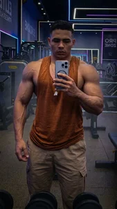 ChoreyTaiylor Pumped up at the gym 🥵 hot muscles🔥 Immagine  8