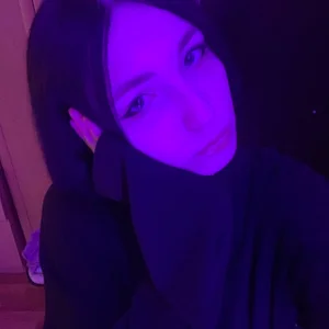 LilyInThorns Public Billede
