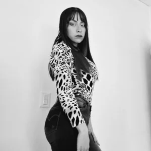 Chloe_Miiler Public صورة واحدة|Chloe_Miiler Public صورتان|Chloe_Miiler Public  2 صور|Chloe_Miiler Public  2 صورة