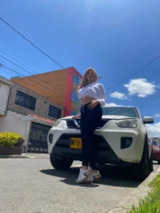 SahoryHornyのFlorの 5枚の写真