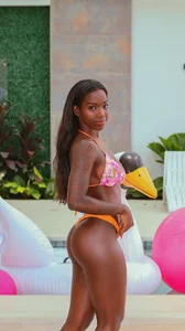 SamHill_1 Horny day in the pool! 🤽🏻‍♂️ Pic 2