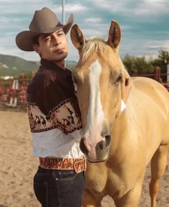 sfw de luckyrodmx  Imagens