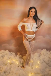 MiaHertz the angel of your dreams 🤍 Kuva 4